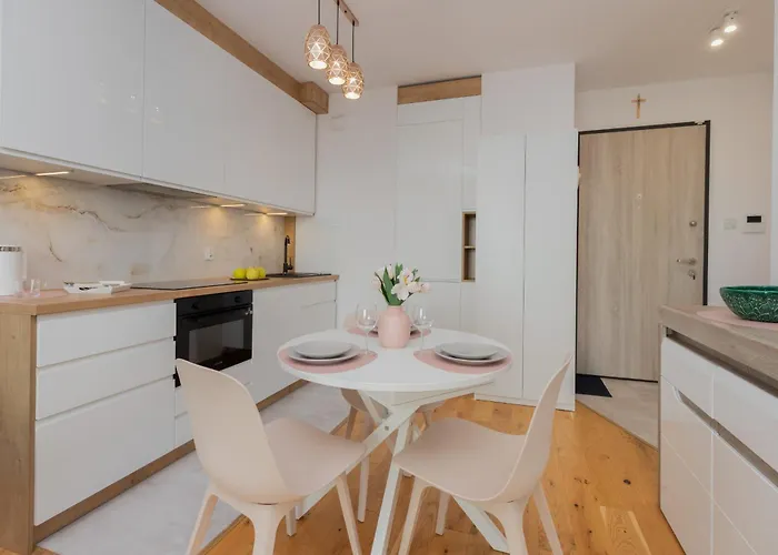 דירה Nowa Letnica Z Parkingiem I Balkonem Przy Stadionie Polsat Arena By Renters *