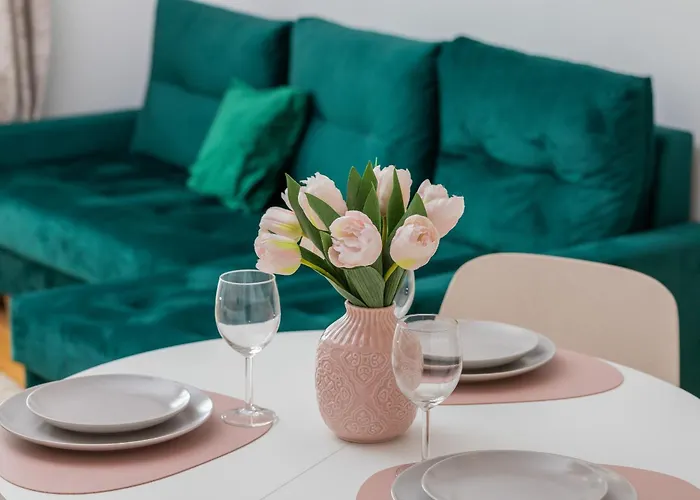 Nowa Letnica Z Parkingiem I Balkonem Przy Stadionie Polsat Arena By Renters