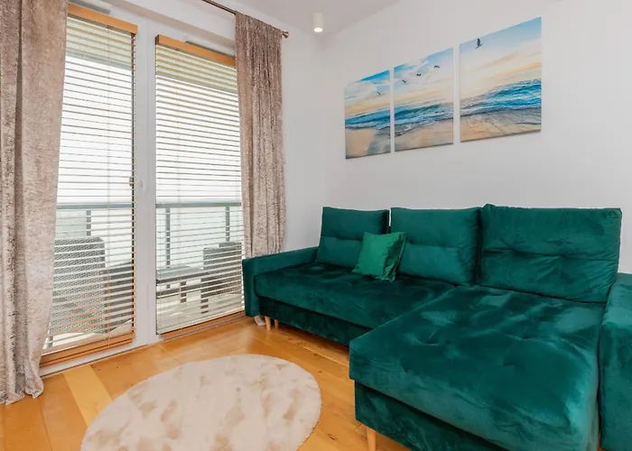 Nowa Letnica Z Parkingiem I Balkonem Przy Stadionie Polsat Arena By Renters דירה